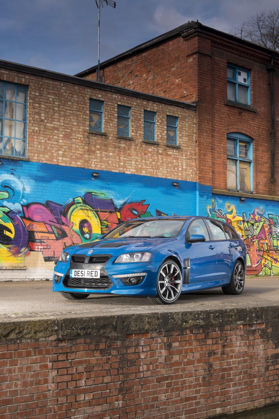  Vauxhall VXR8 Tourer 2013 года  (фото 16 из 19)